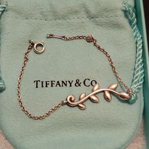 Tiffany & Co. Paloma Picasso Olive Leaf Silver Bracelet